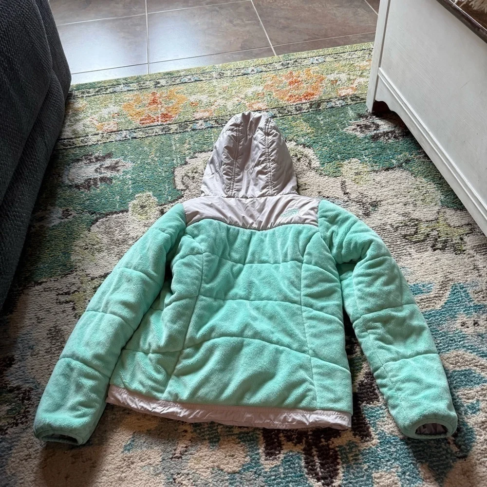 Reversible Green and White the north face Jacket with Blue Hood